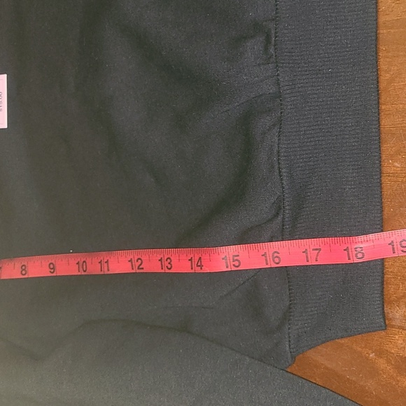 Women's Cropped Sweatshirt - Picture 5 of 6